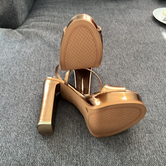Jessica Simpson Gafira Platform Sandal - Picture 3 of 4